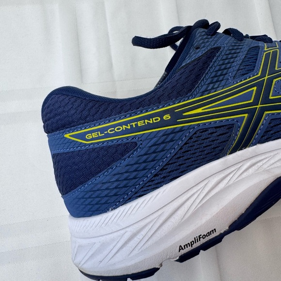 Asics Blue and Yellow Sneakers Breathable Mesh Design - Picture 9 of 10